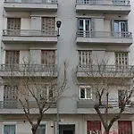 Vintage 1930's Flat In The Center Of *