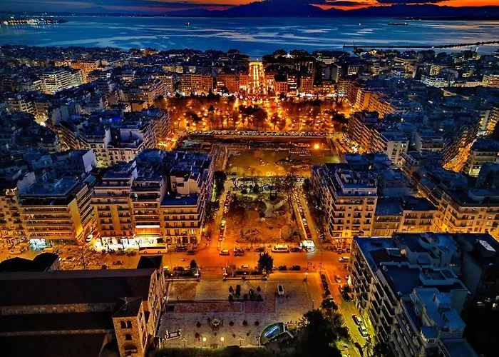 Vintage 1930's Flat In The Center Of Thessaloniki